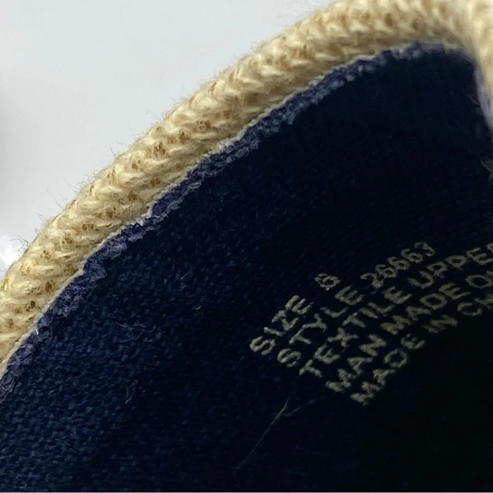 Lilly Pulitzer Lia Espadrille In True Navy with Seahorse print size 6 in EUC